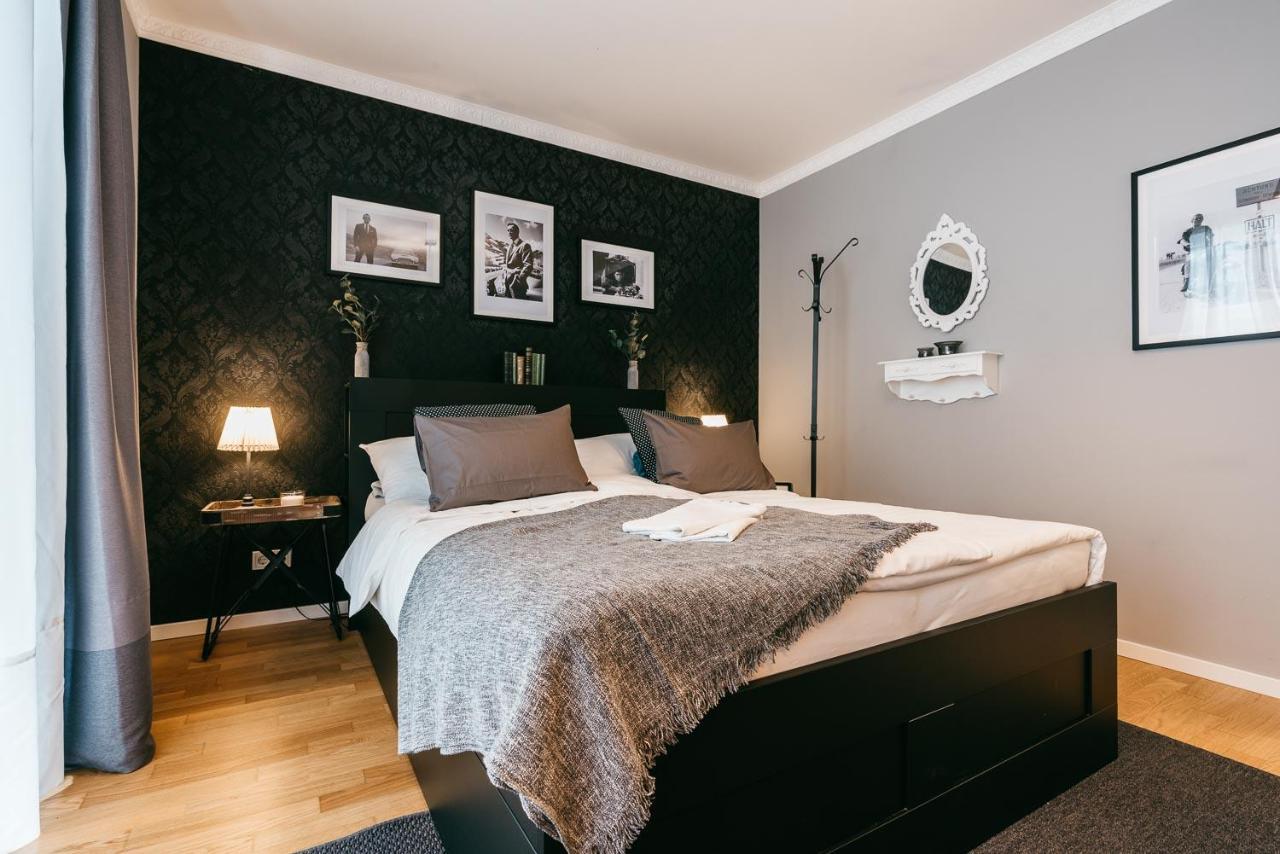 Luxury Downtown Appartement mit Garage Graz Buitenkant foto