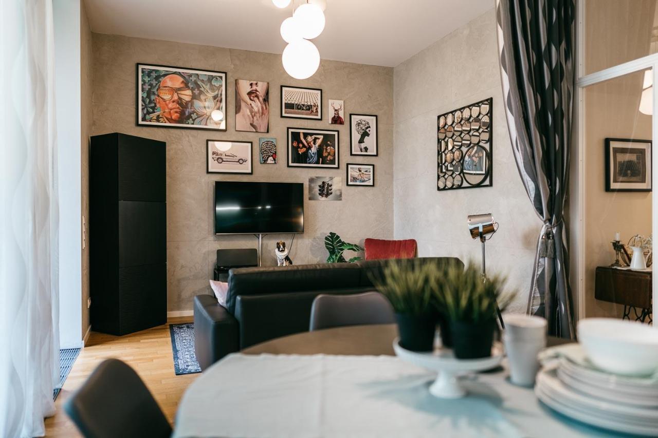 Luxury Downtown Appartement mit Garage Graz Buitenkant foto